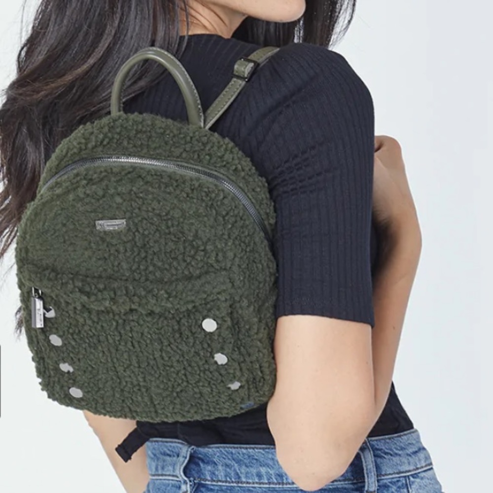 🆕✨ HAMMITT Shane Med Olive Shearling Backpack